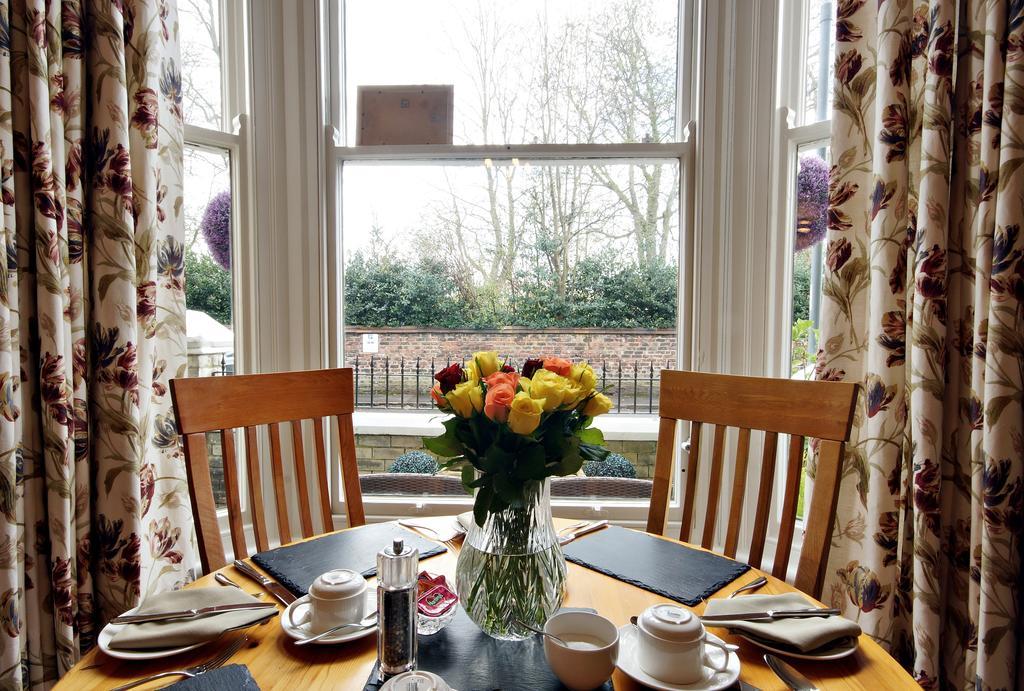 Bronte Guest House York Exterior foto